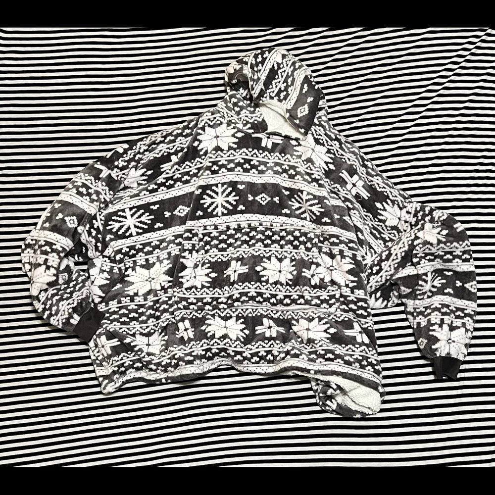 Huggle Blanket Hoodie